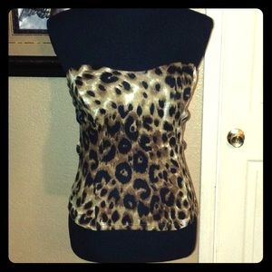 Cute cheetah print top